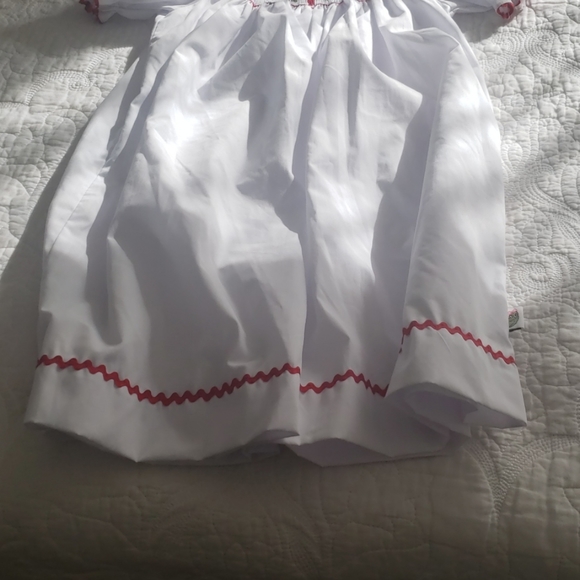 Dress - Picture 3 of 4